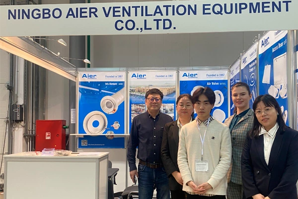 Aierは、モスクワ冷凍展示会で技術革新を紹介し、文化交流を促進します